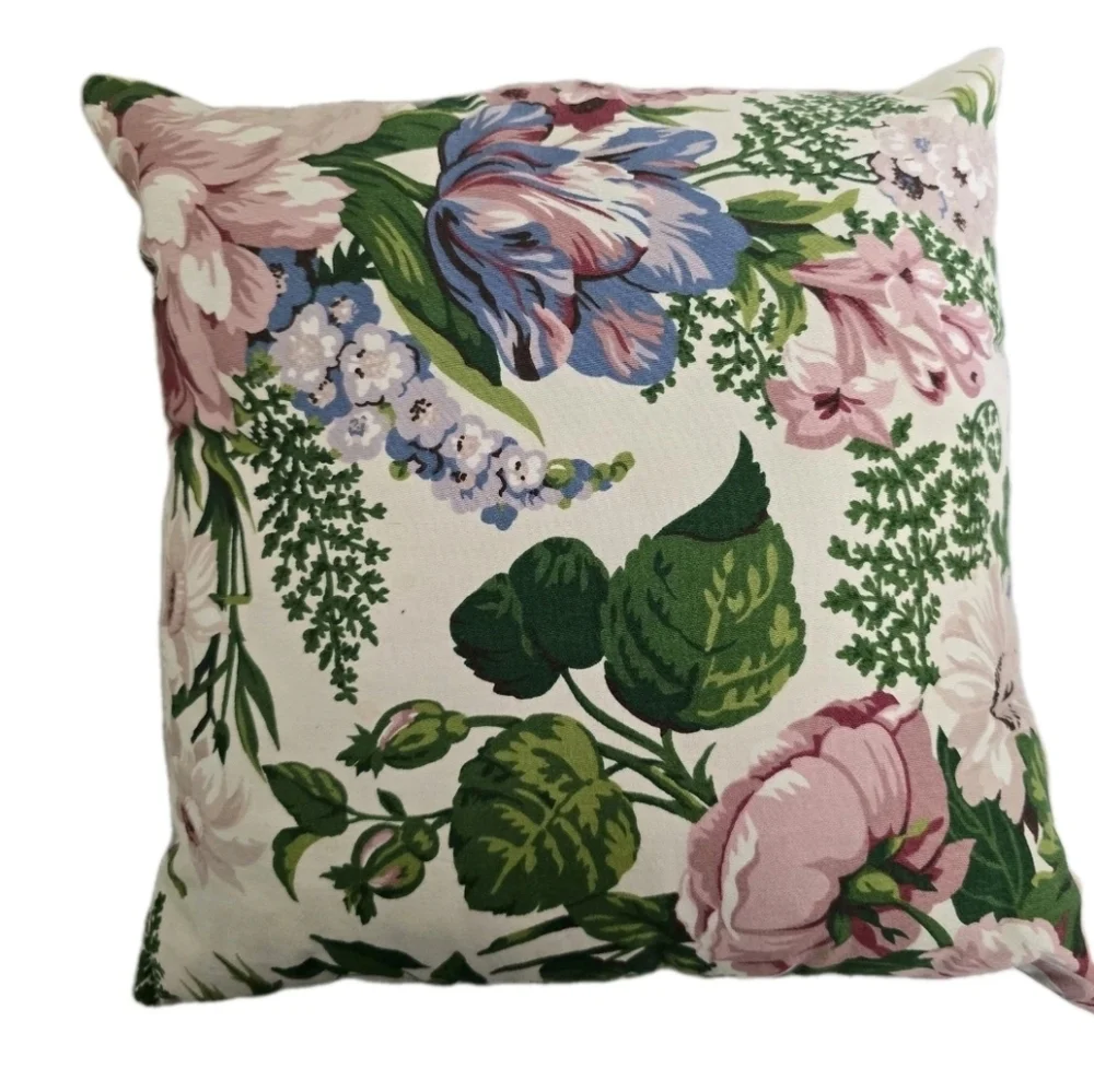 Floral Rose Cottage Bouquet 1950s style mid 20th‎ Century Accent Pillow 12